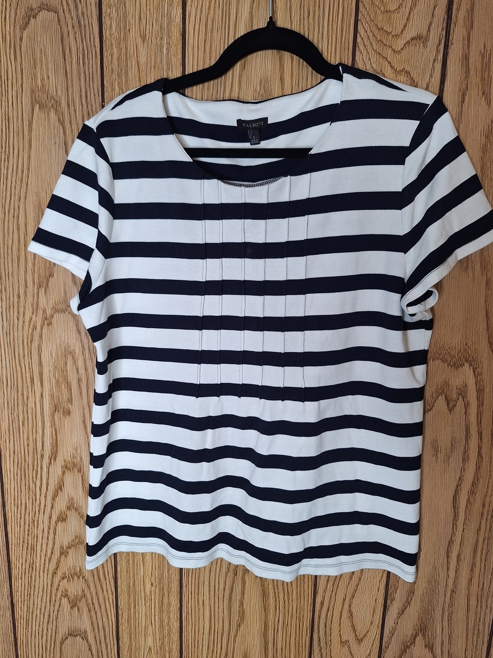 Talbots Women's Navy and White Striped Short Sleeve Top Size Large
